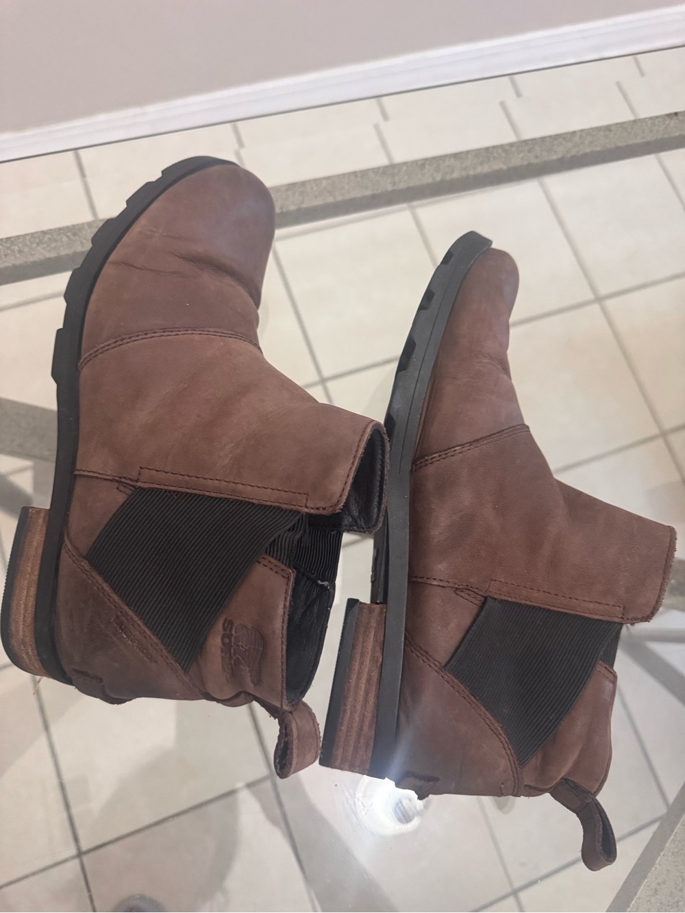Sorel Emelie Chelsea Brown Leather Waterproof Ankle Winter Boots Women's Size 9